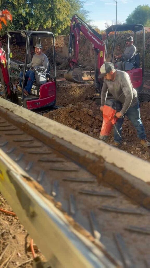 Algae-resistant fiberglass pool surface Sacramento