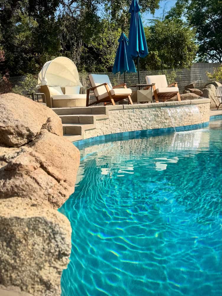 Fiberglass pool with spa combination Sacramento