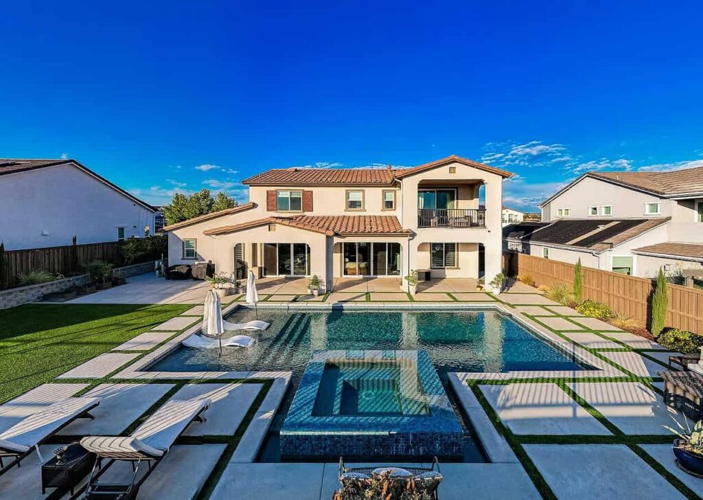 Fiberglass swimming pool luxury backyard Sacramento