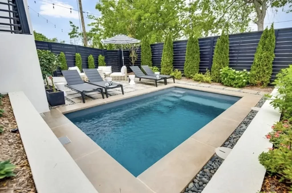 Modern beautiful fiberglass pool designs Sacramento